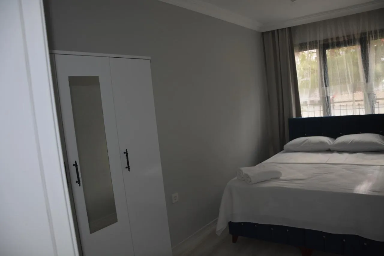 ترابزون Loya Apartments