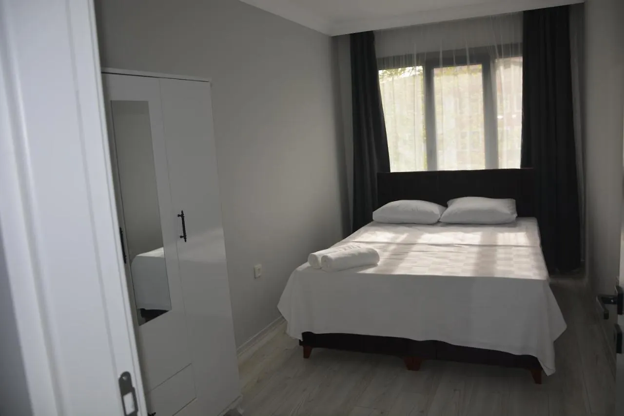 ترابزون Loya Apartments