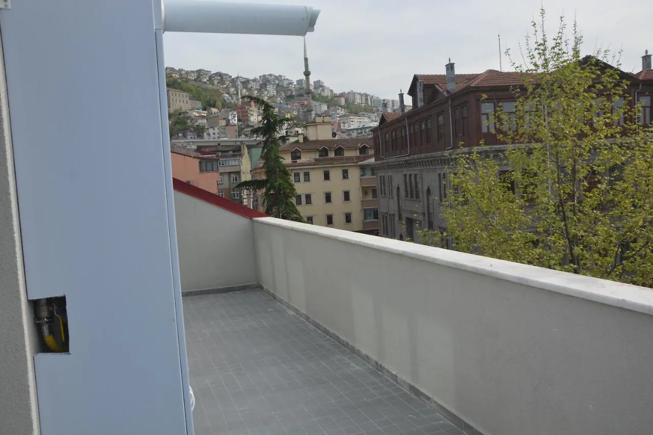 ترابزون Loya Apartments